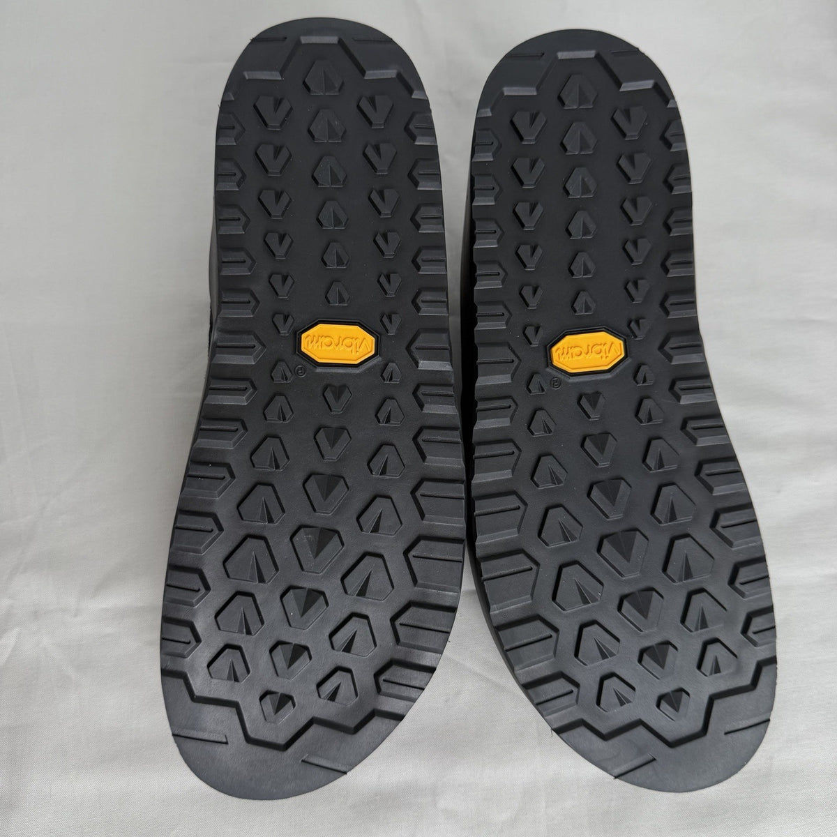 Arc'teryx Kragg Men's Black Slip-On Casual Shoes US 8.5 Lightweight Knit.