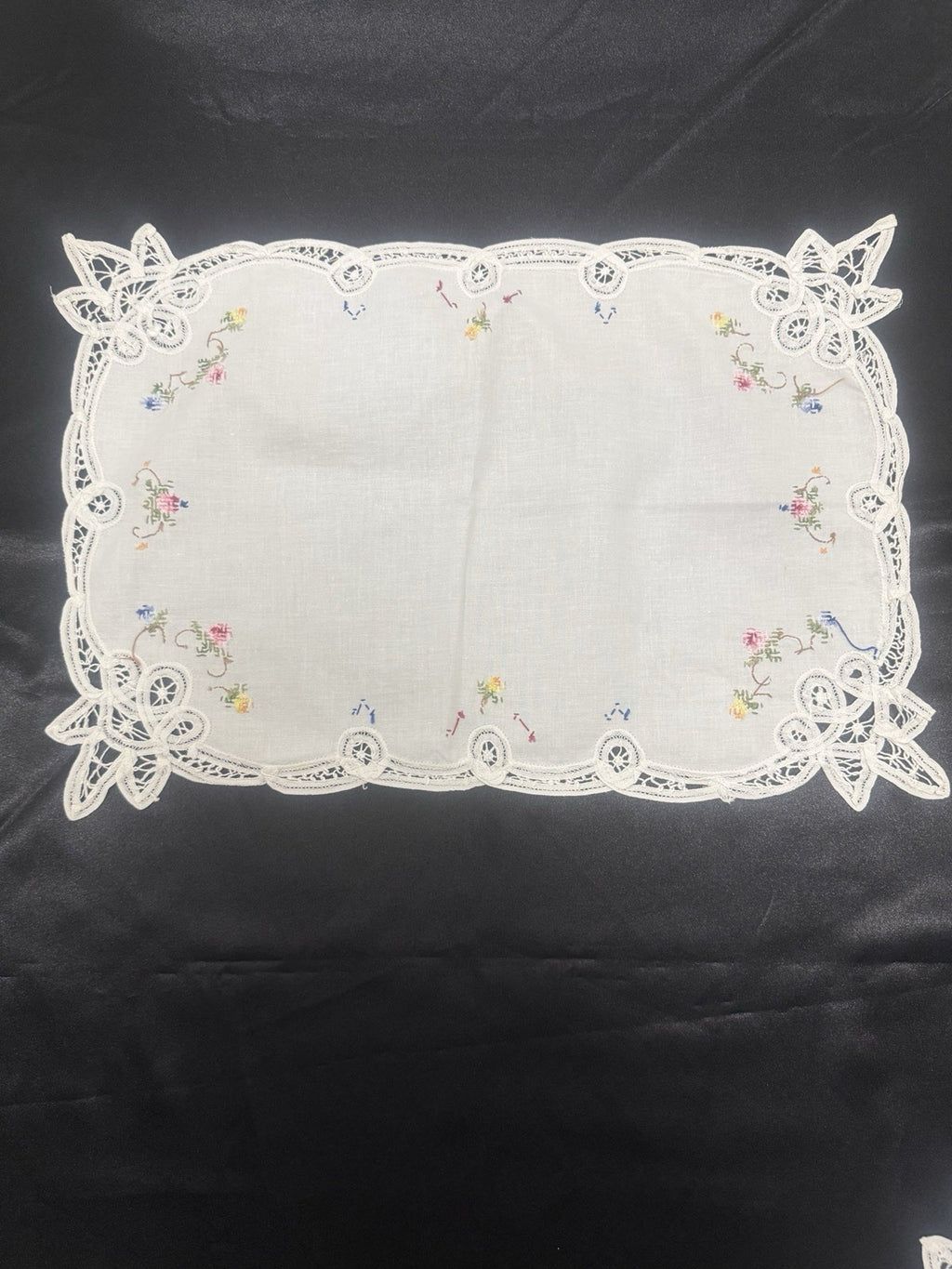 Vintage White Cutwork Embroidered Cloths with Lace Trim (Set of 5)