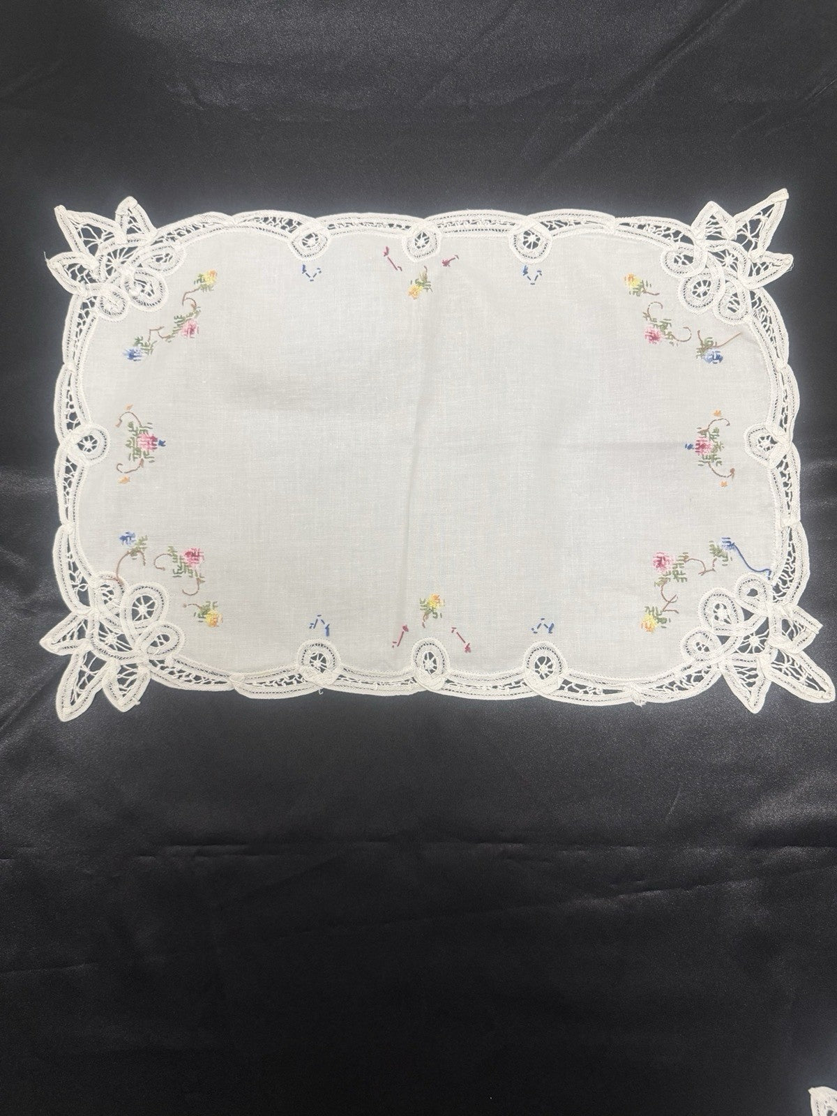 Vintage White Cutwork Embroidered Cloths with Lace Trim (Set of 5)