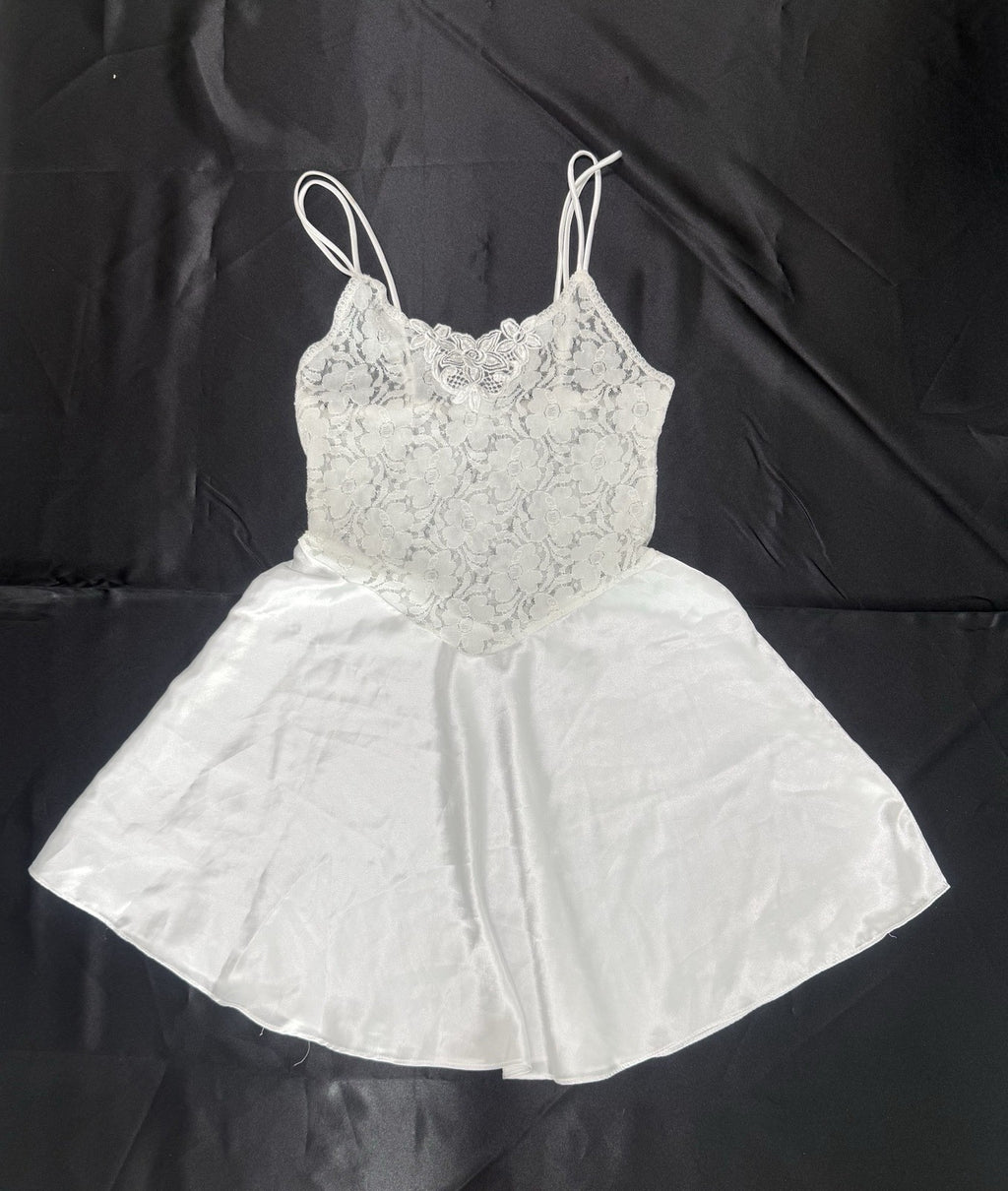 1 Cinema Etoile Women’s White Floral Lace Chemise Slip S Sleeveless Adjustable