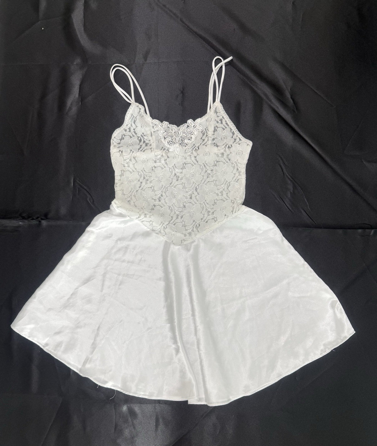 1 Cinema Etoile Women’s White Floral Lace Chemise Slip S Sleeveless Adjustable