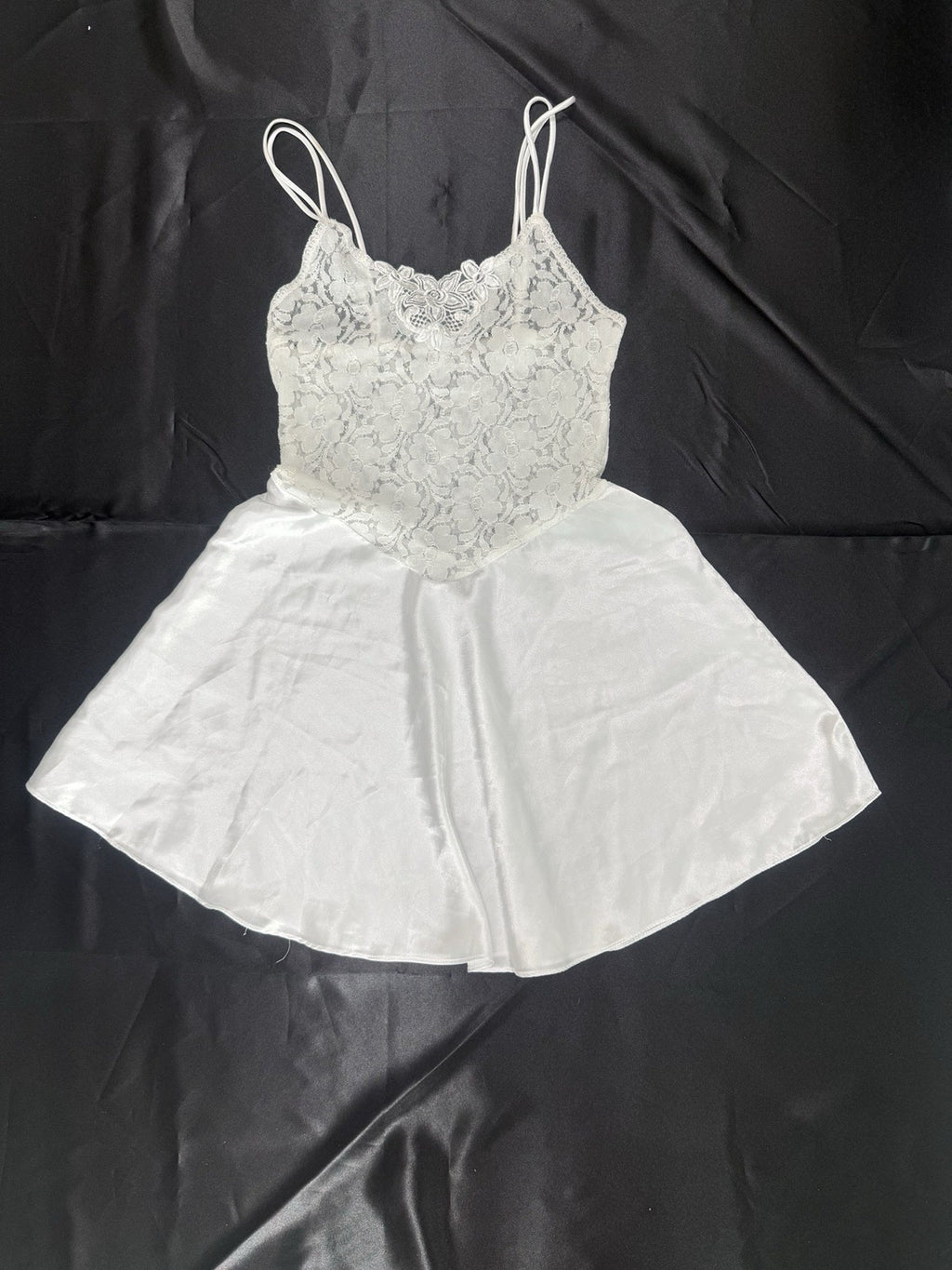 1 Cinema Etoile Women’s White Floral Lace Chemise Slip S Sleeveless Adjustable